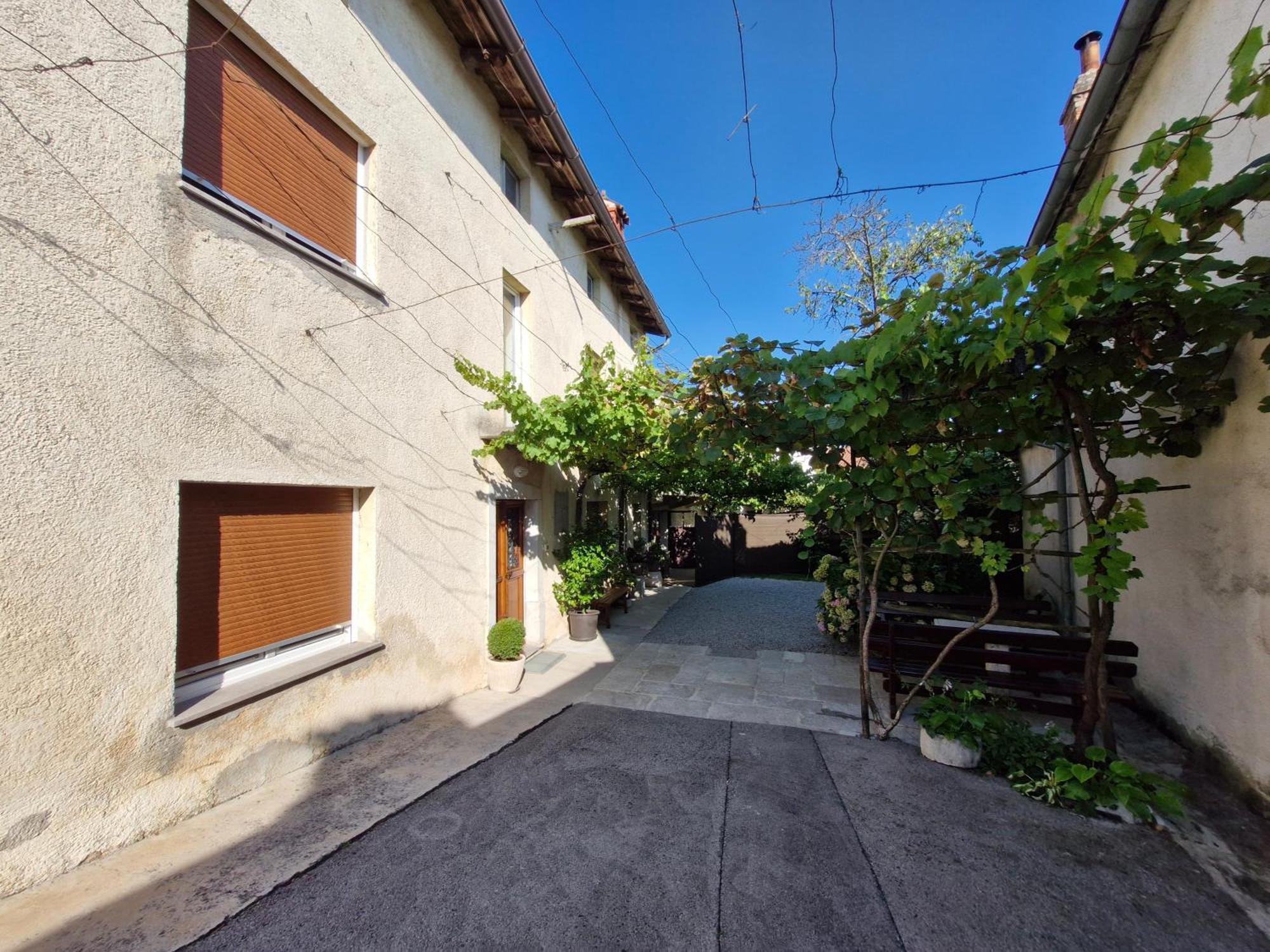 Apartma Jezevi Sežana Exterior foto